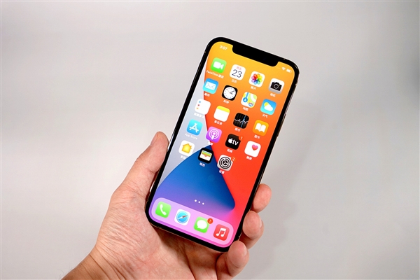 临桂苹果手机维修分享iOS 14.2修订版已到，专属iPhone 12系列 